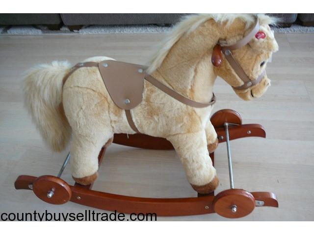 chrisha playful plush horse with sound